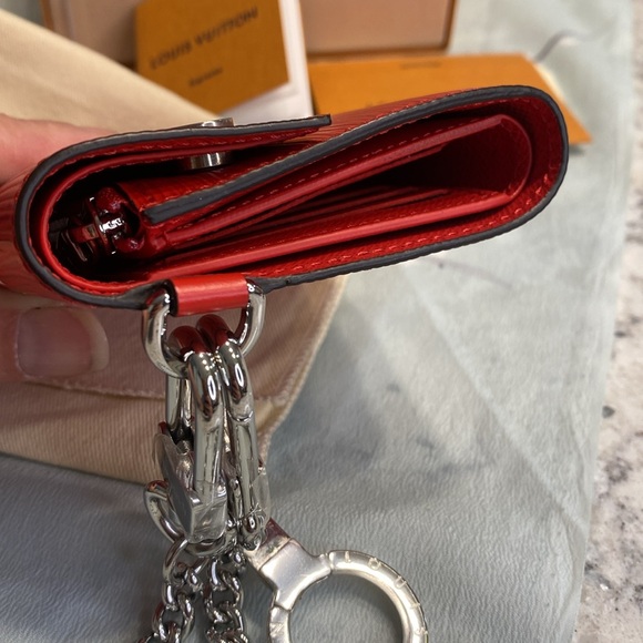 Louis Vuitton Supreme Red Epi Leather Pochette Jour GM Portfolio **HP** - Picture 6 of 14